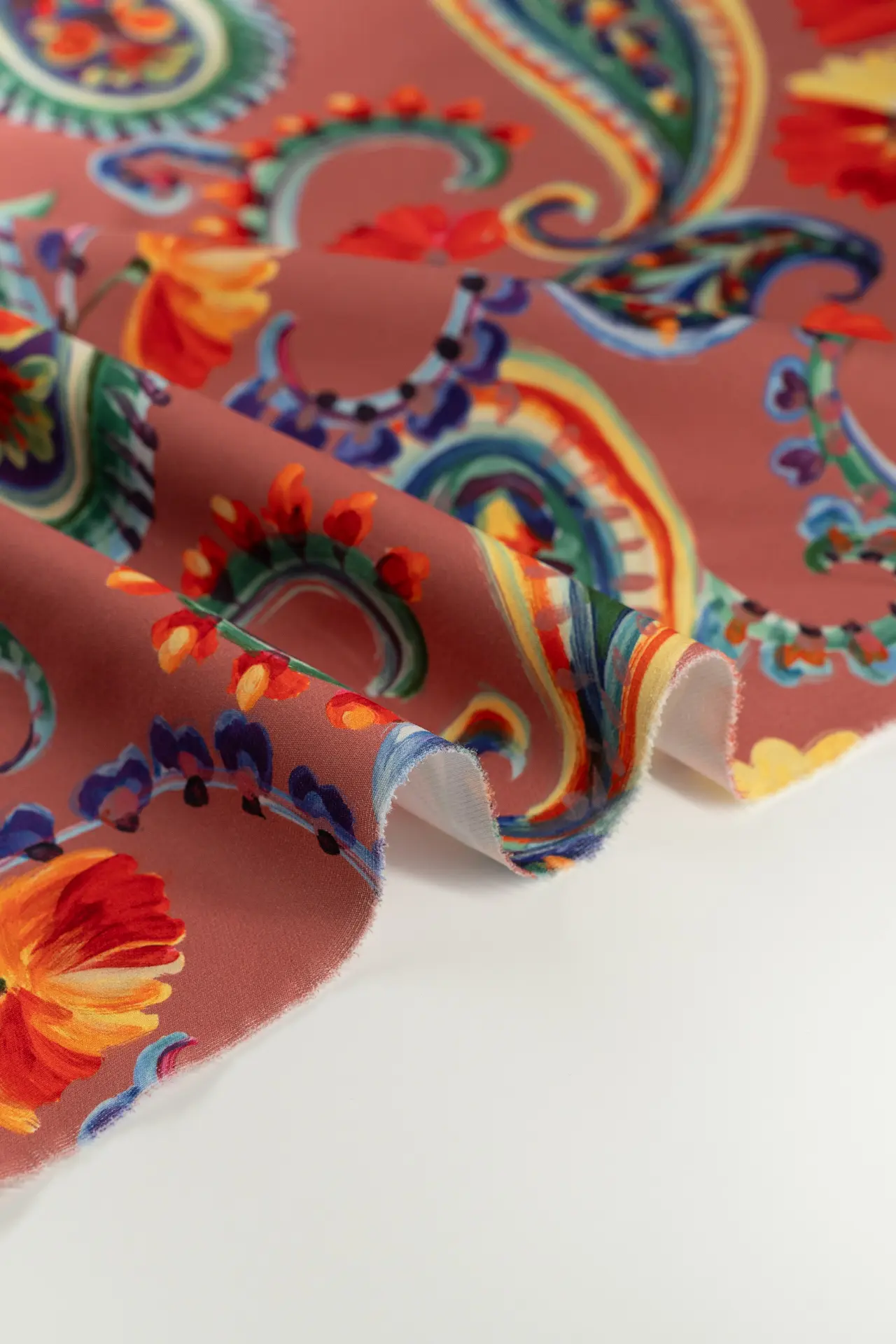 Bielástico cachemir estampado - Image 3