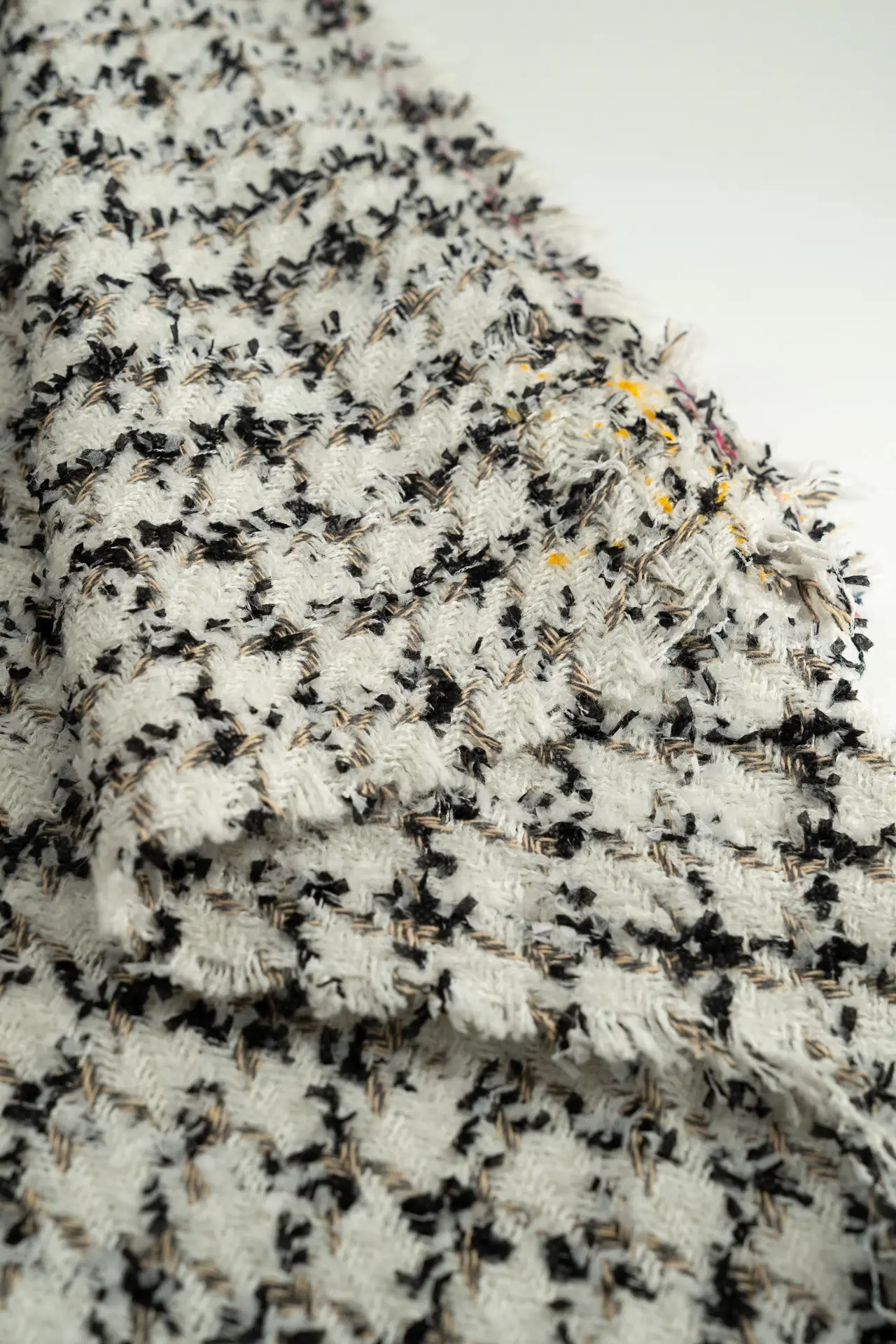 Boucle cuadros caviar - Image 3