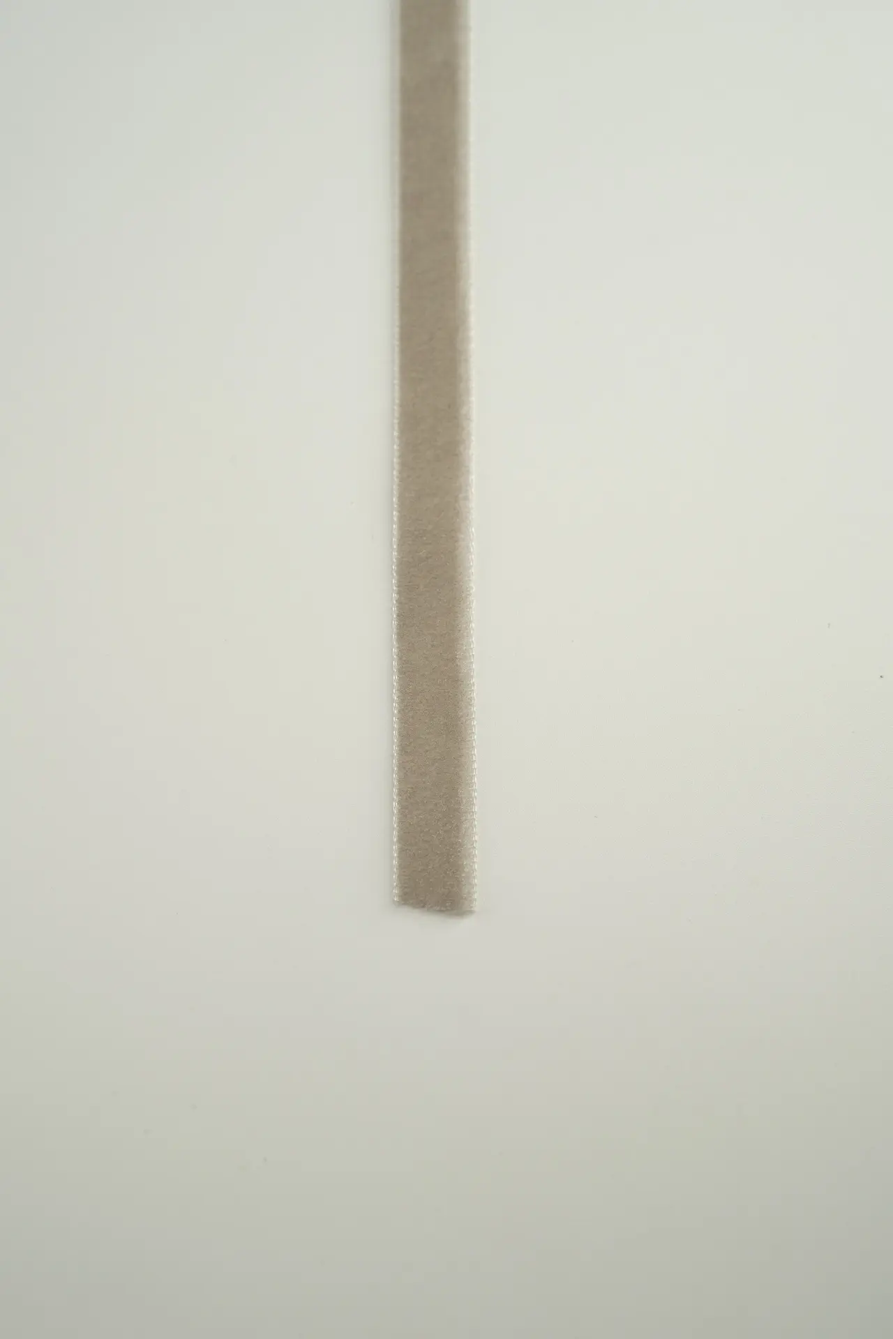 Cinta terciopelo arena - Image 2