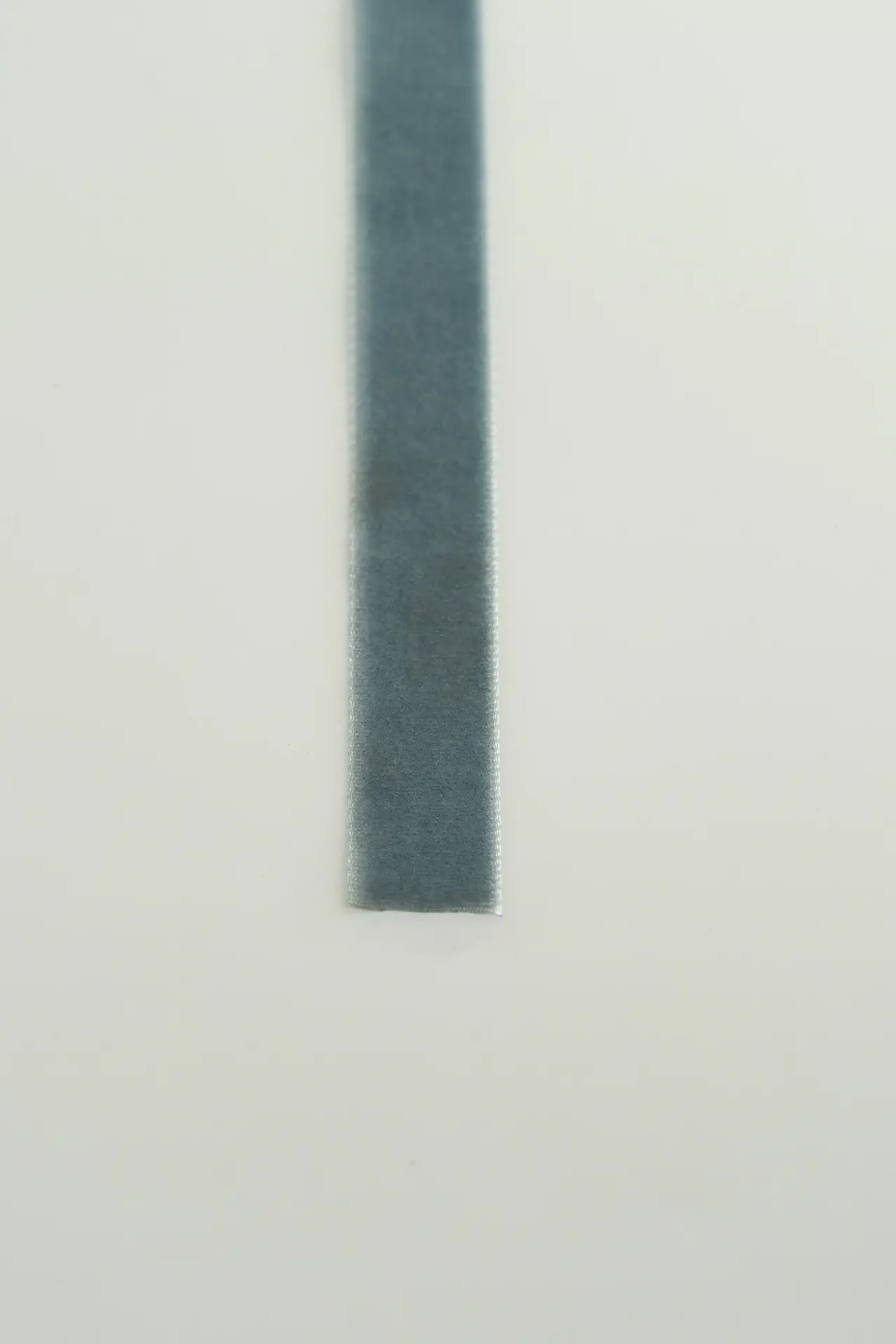 Cinta terciopelo gris petroleo - Image 2