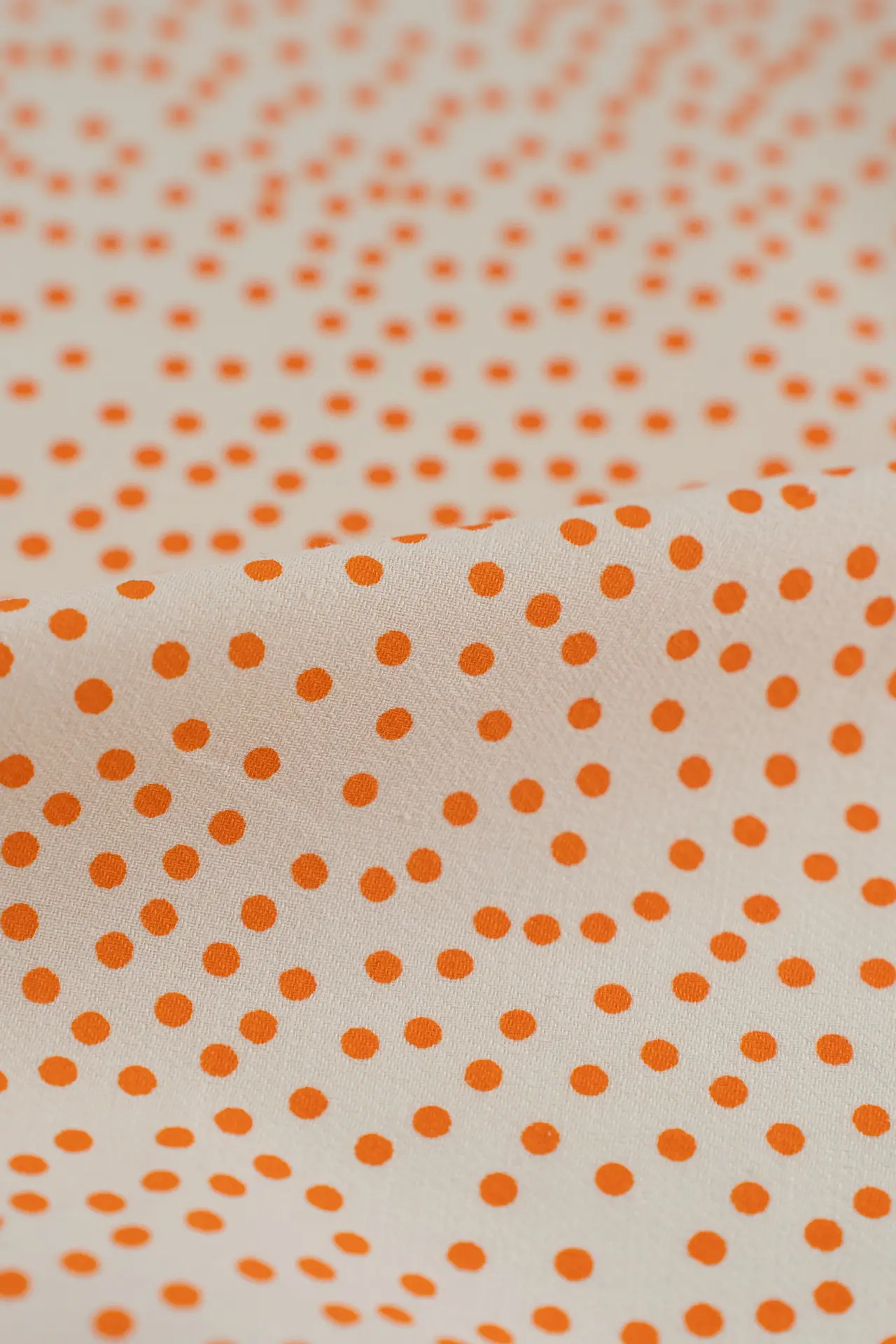 Estampado de lunares naranja - Image 2