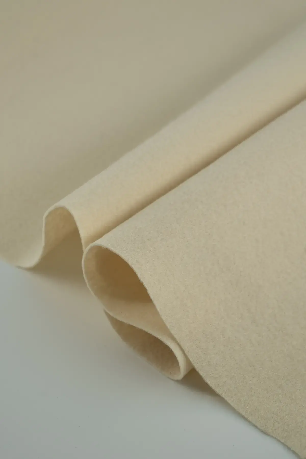 Fieltro blanco crema - Image 3
