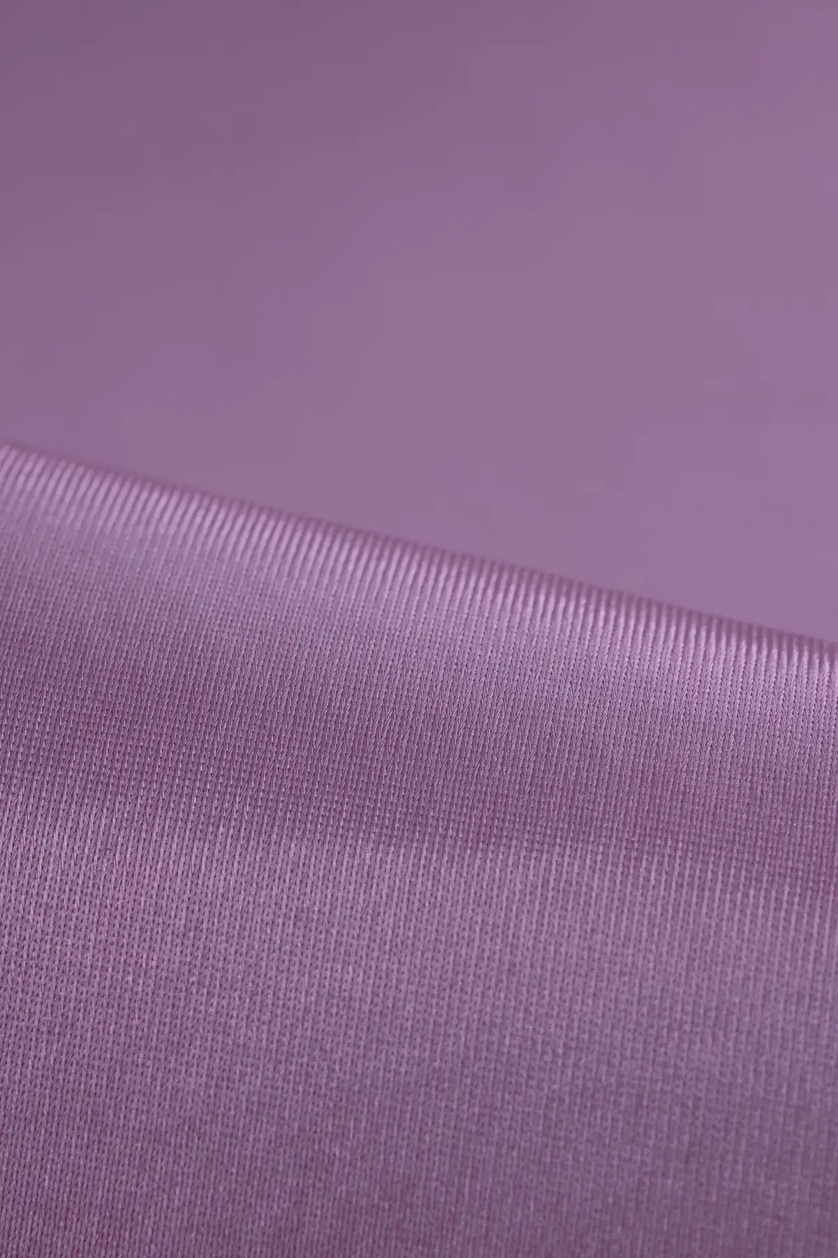 Foam violet tulip - Image 2