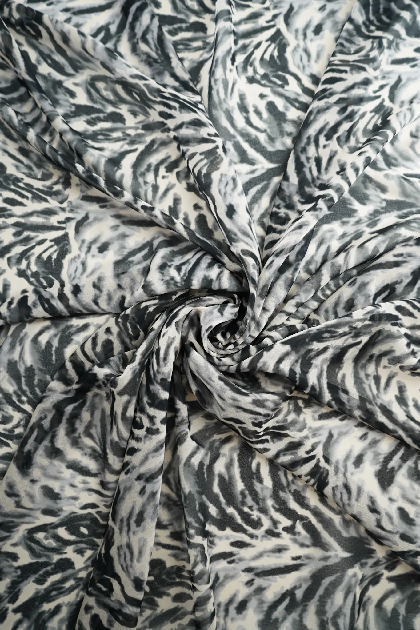Gasa pez leon gris - Image 3