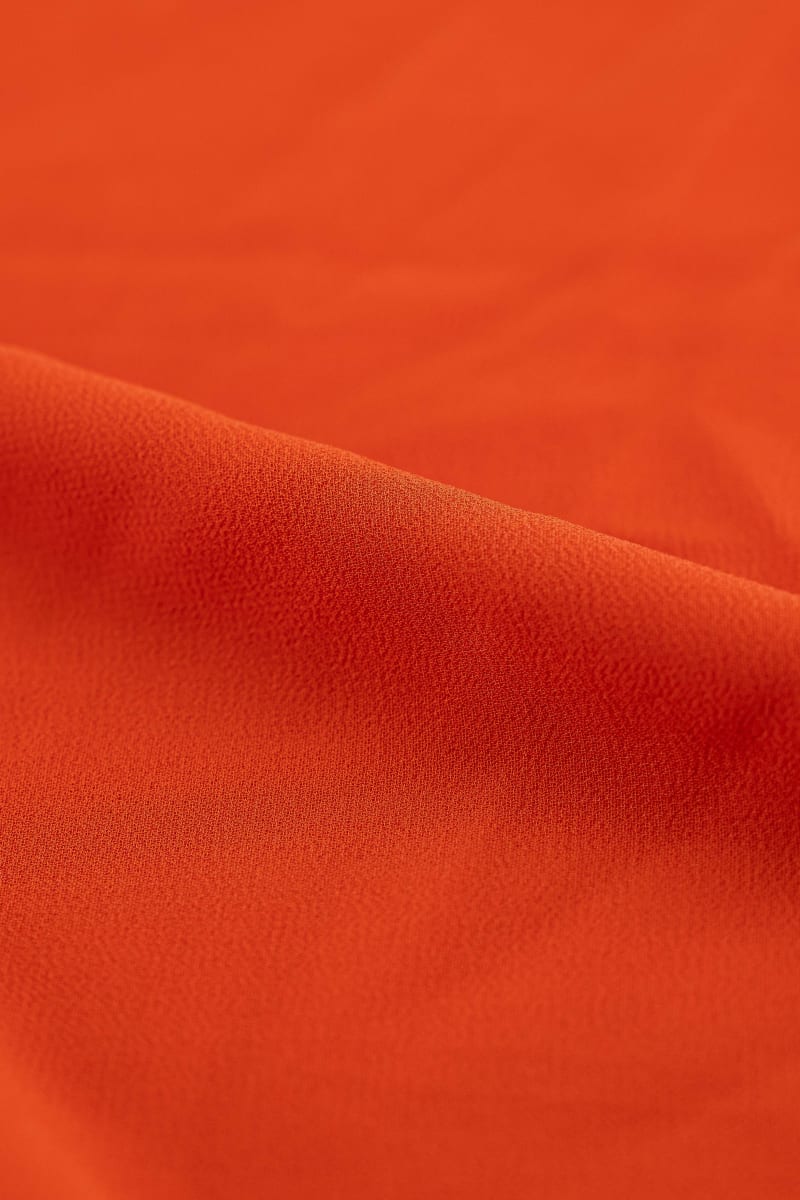Georgette liso rojo chili - Image 2