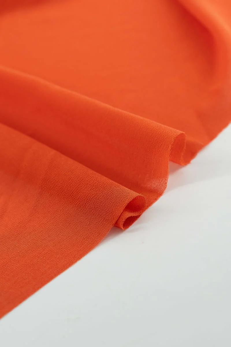 Georgette liso rojo chili - Image 3