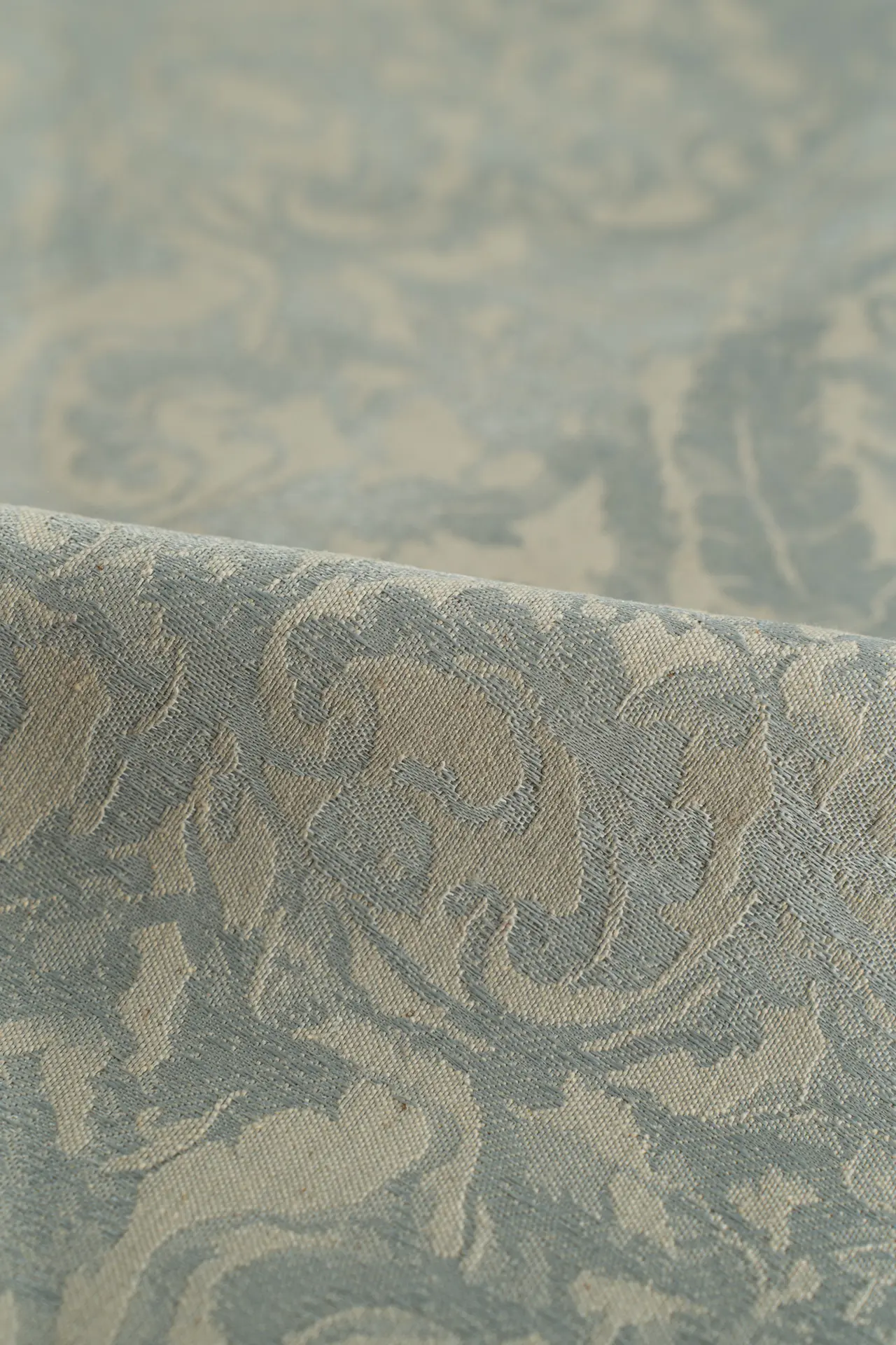 Jacquard pussywillow gray - Image 2