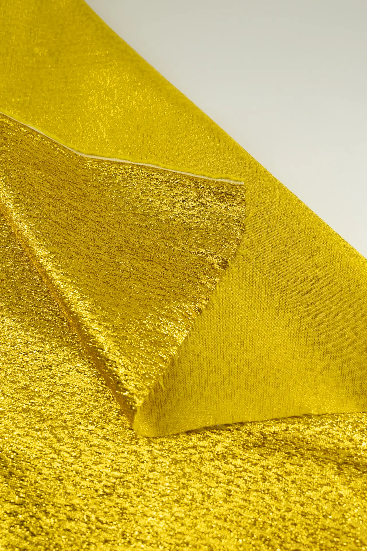 Jacquard dorado rich gold - Image 4
