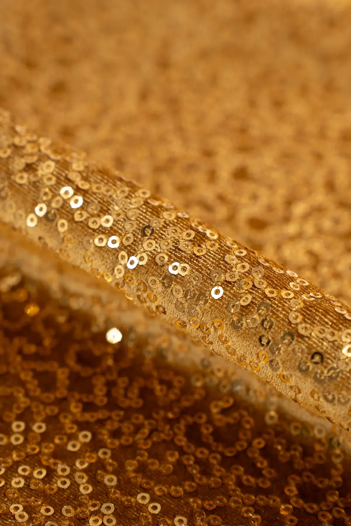 Lentejuela pale gold - Image 2