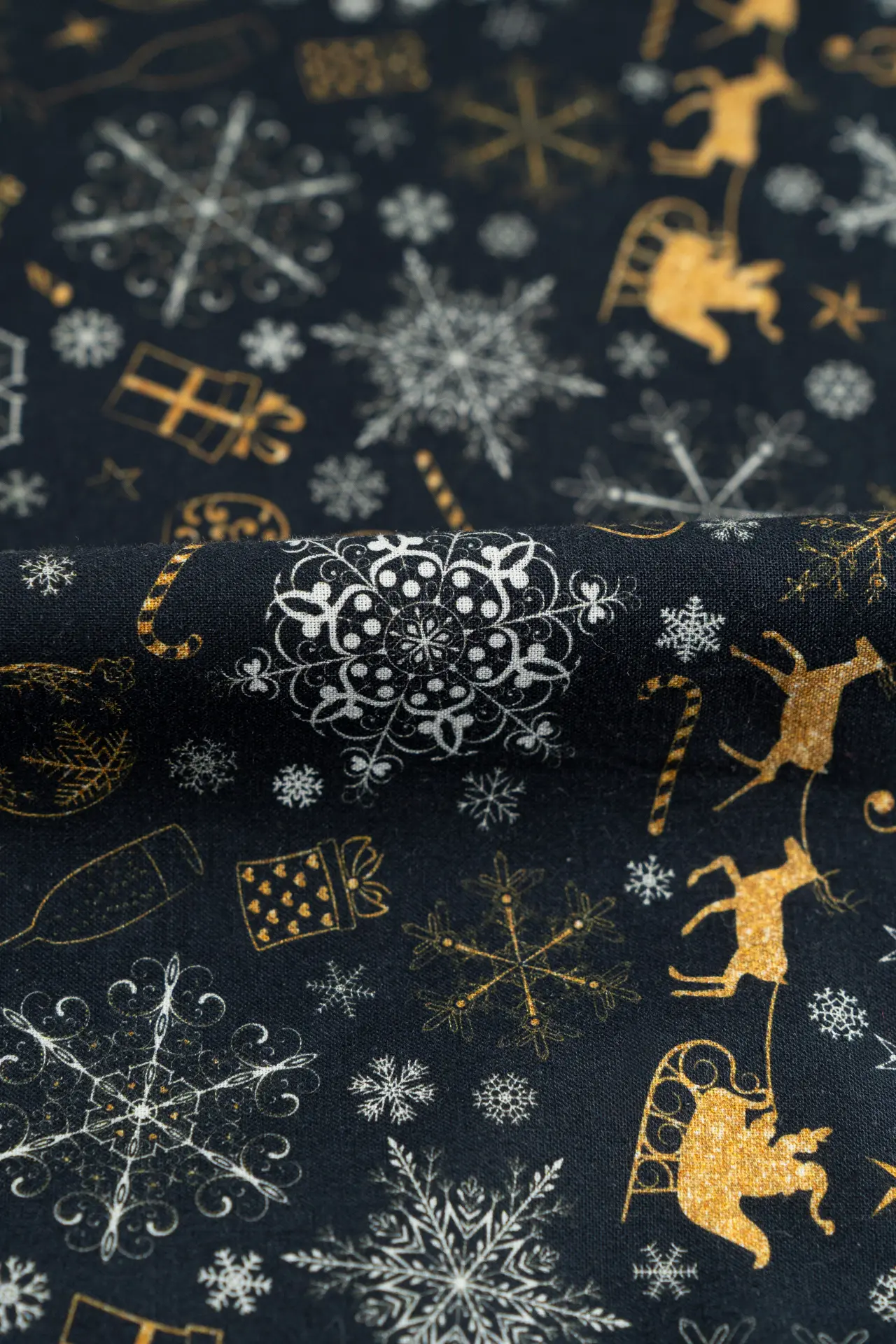 Tejido navidad estrellas negro - Image 2