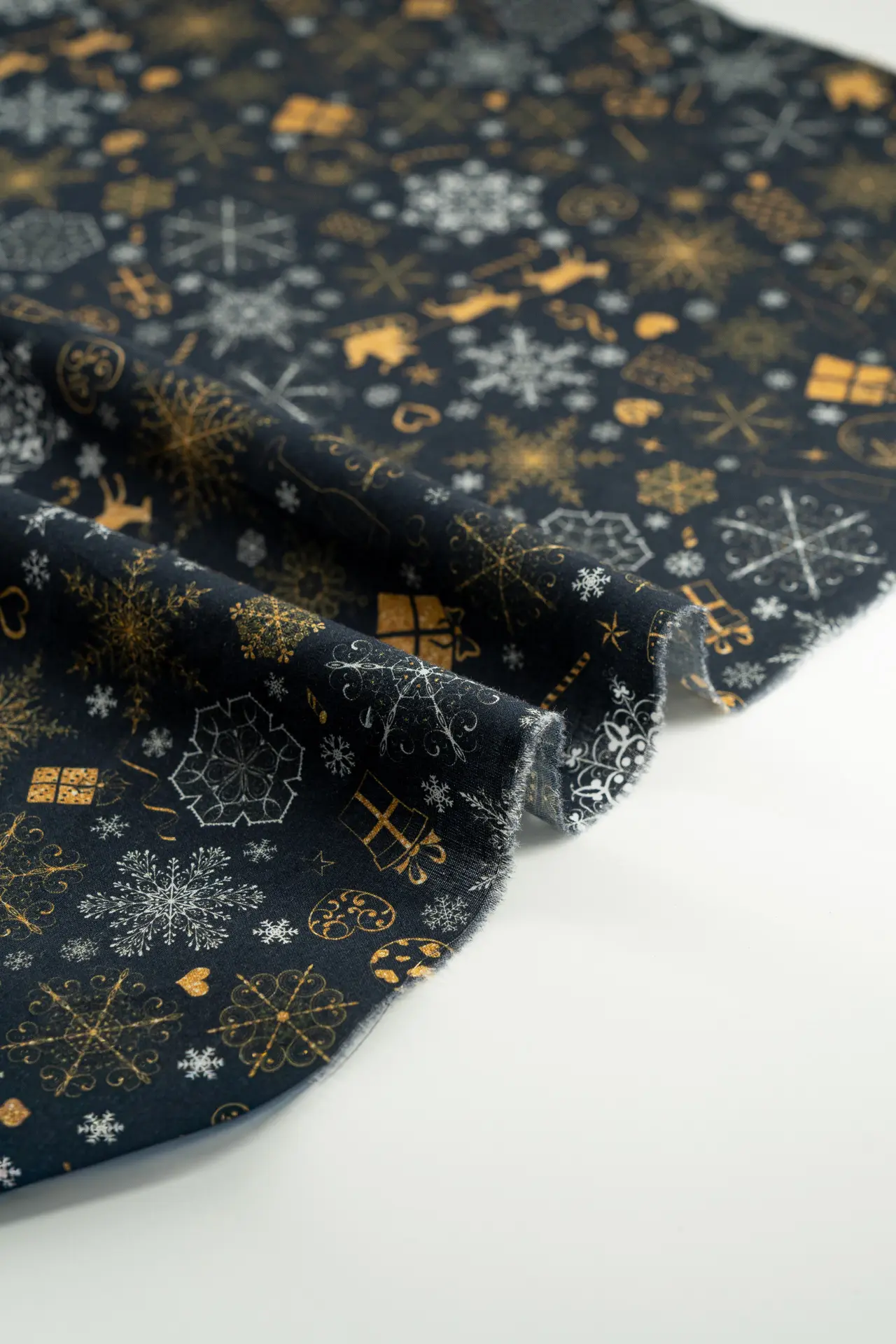 Tejido navidad estrellas negro - Image 3