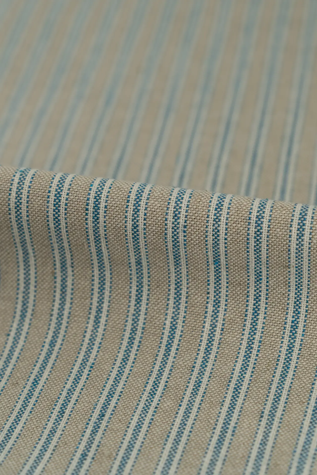 Loneta rayas finas beige y azul - Image 2