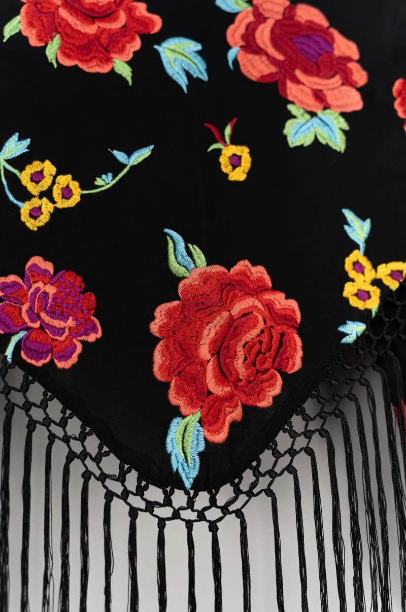 Mantoncillo Flor Negro - Señora - Image 2