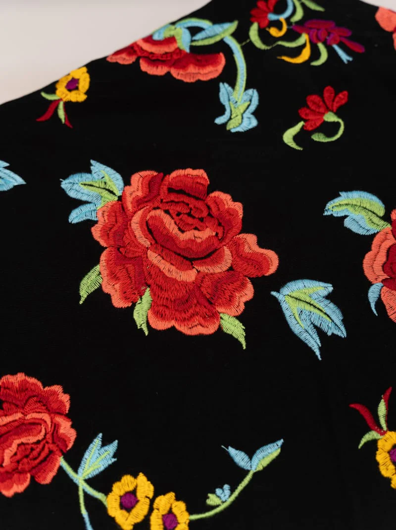 Mantoncillo Flor Negro - Señora - Image 4