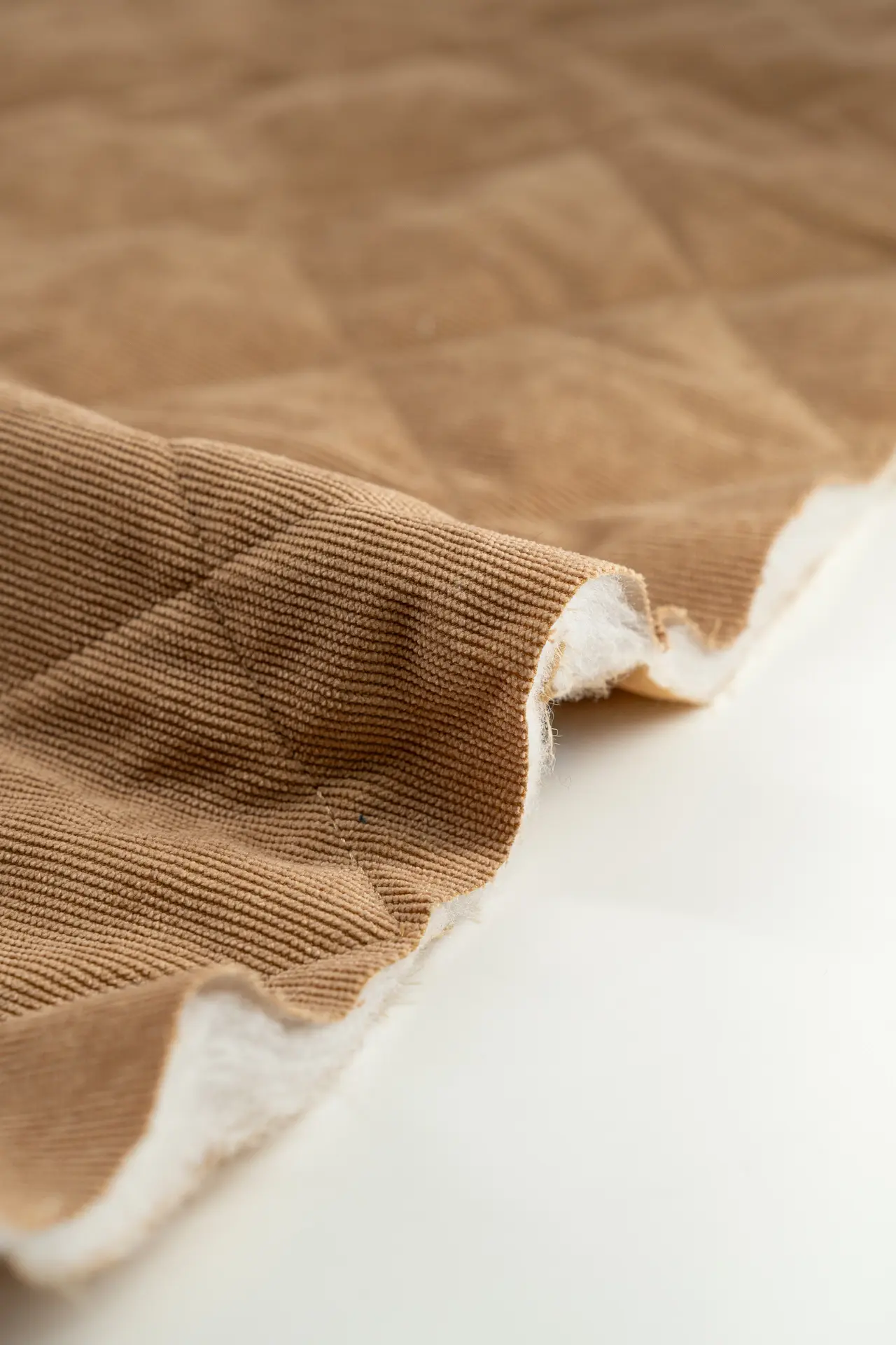 Padding acolchado camel - Image 4