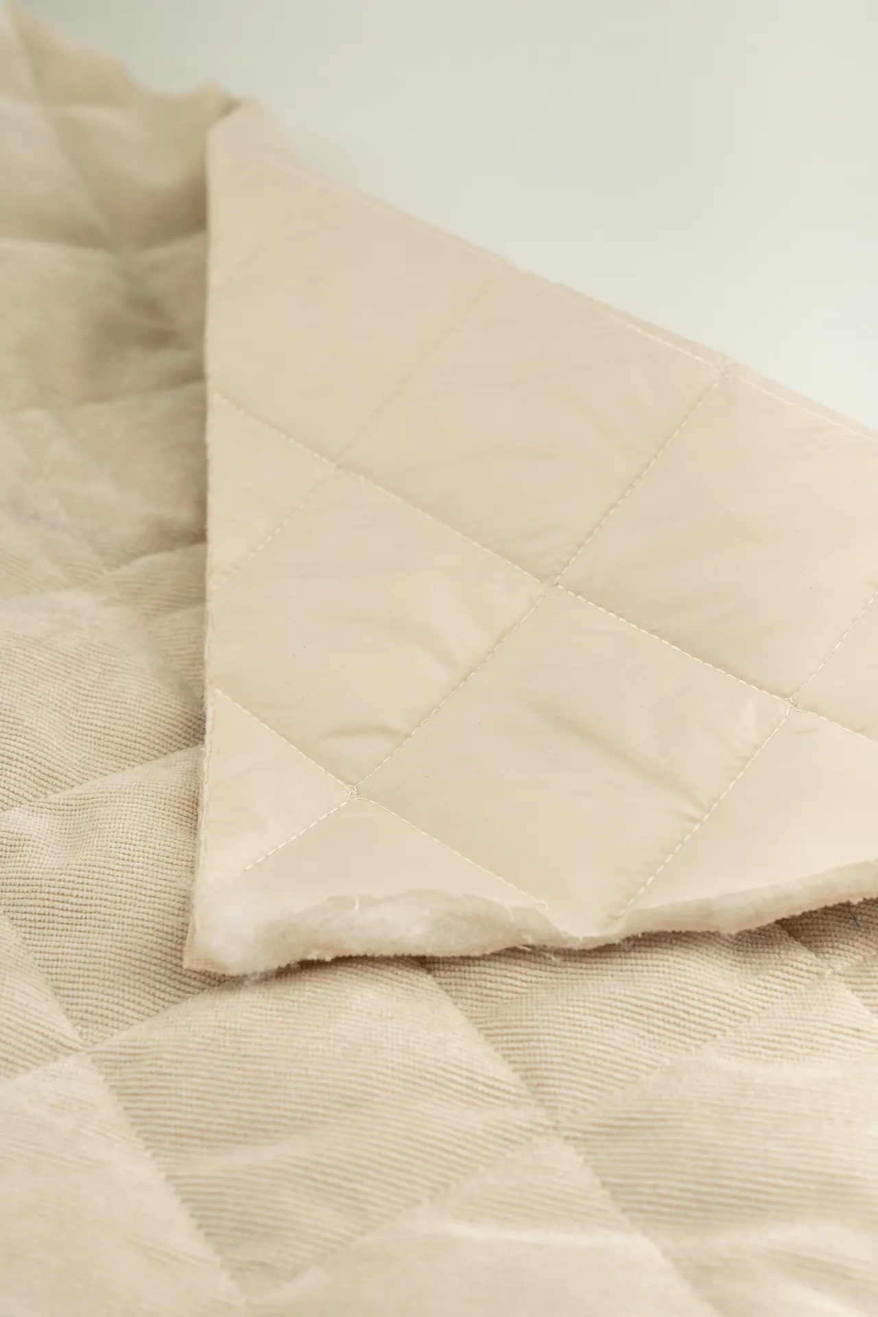 Padding whitecap gray - Image 4