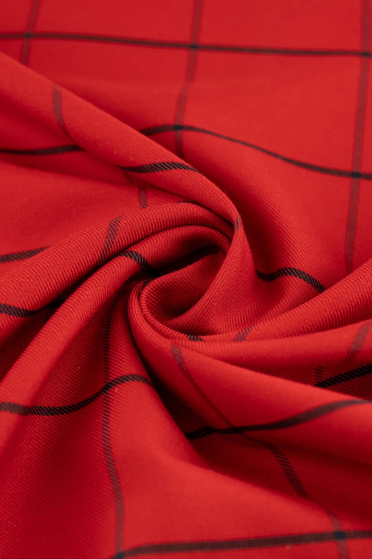 Paño rojo cuadros - Image 3