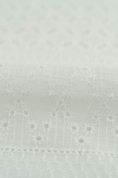 Perforado Algodón Blanco Adelfa - Image 2