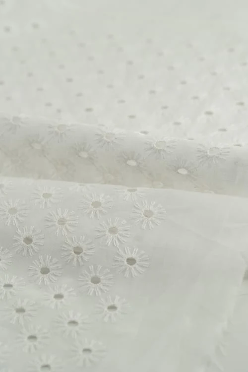 Perforado Algodón Blanco Bombay - Image 3