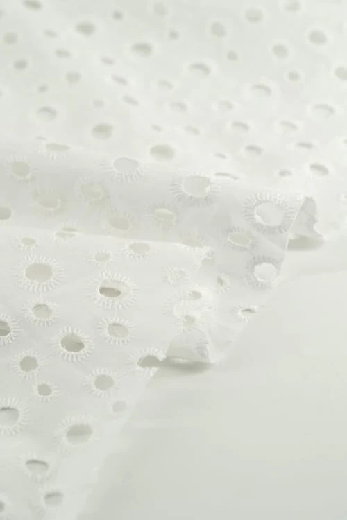 Perforado Algodón Blanco Jabalpur - Image 3