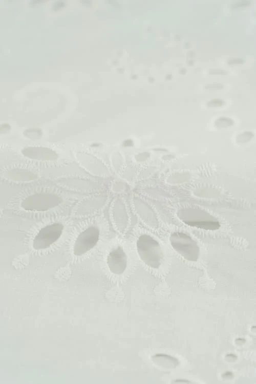 Perforado Algodón Blanco Narciso - Image 2
