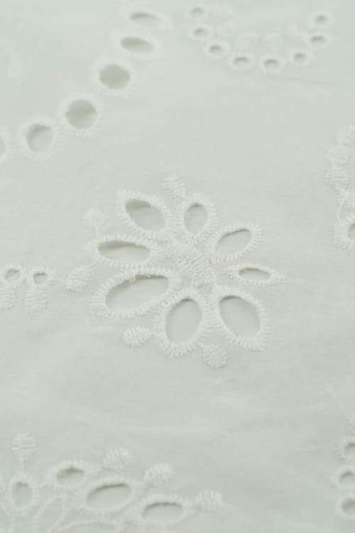 Perforado Algodón Blanco Narciso - Image 3
