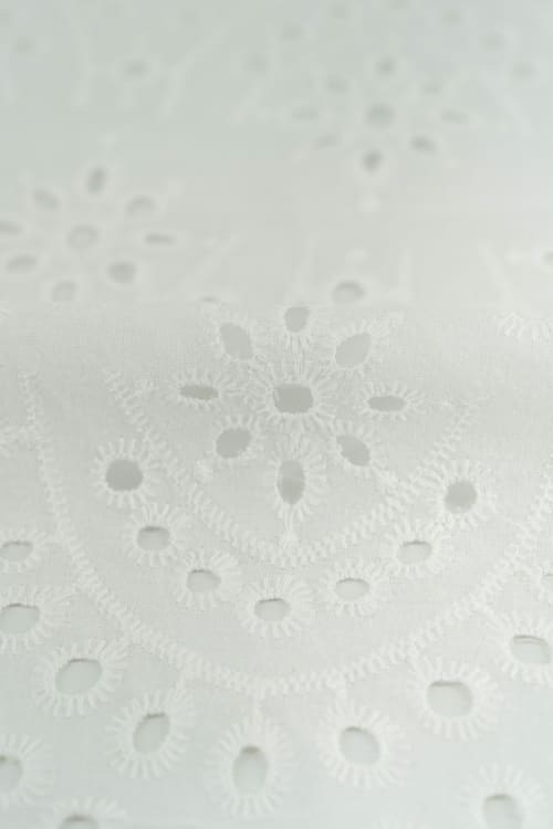 Perforado Algodón Blanco Nardo - Image 2