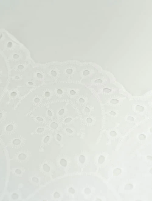Perforado Algodón Blanco Nardo - Image 3