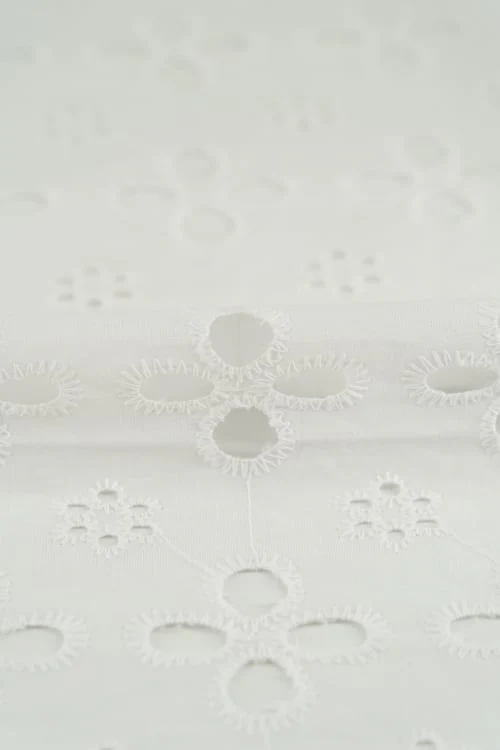 Perforado Algodón Blanco Surat - Image 2