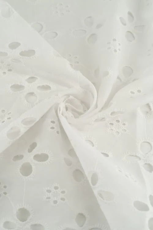 Perforado Algodón Blanco Surat - Image 3