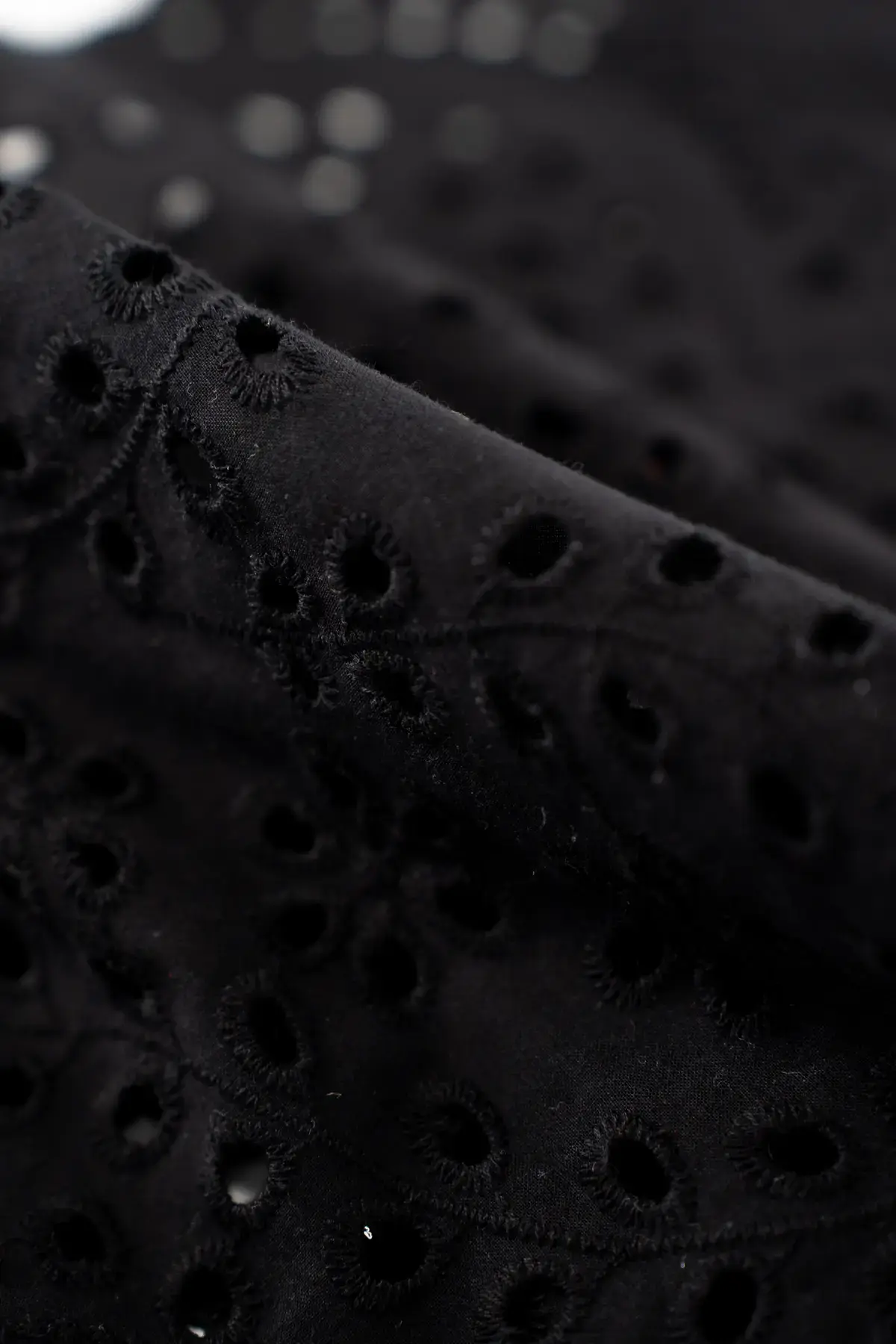 Perforado caviar - Image 2