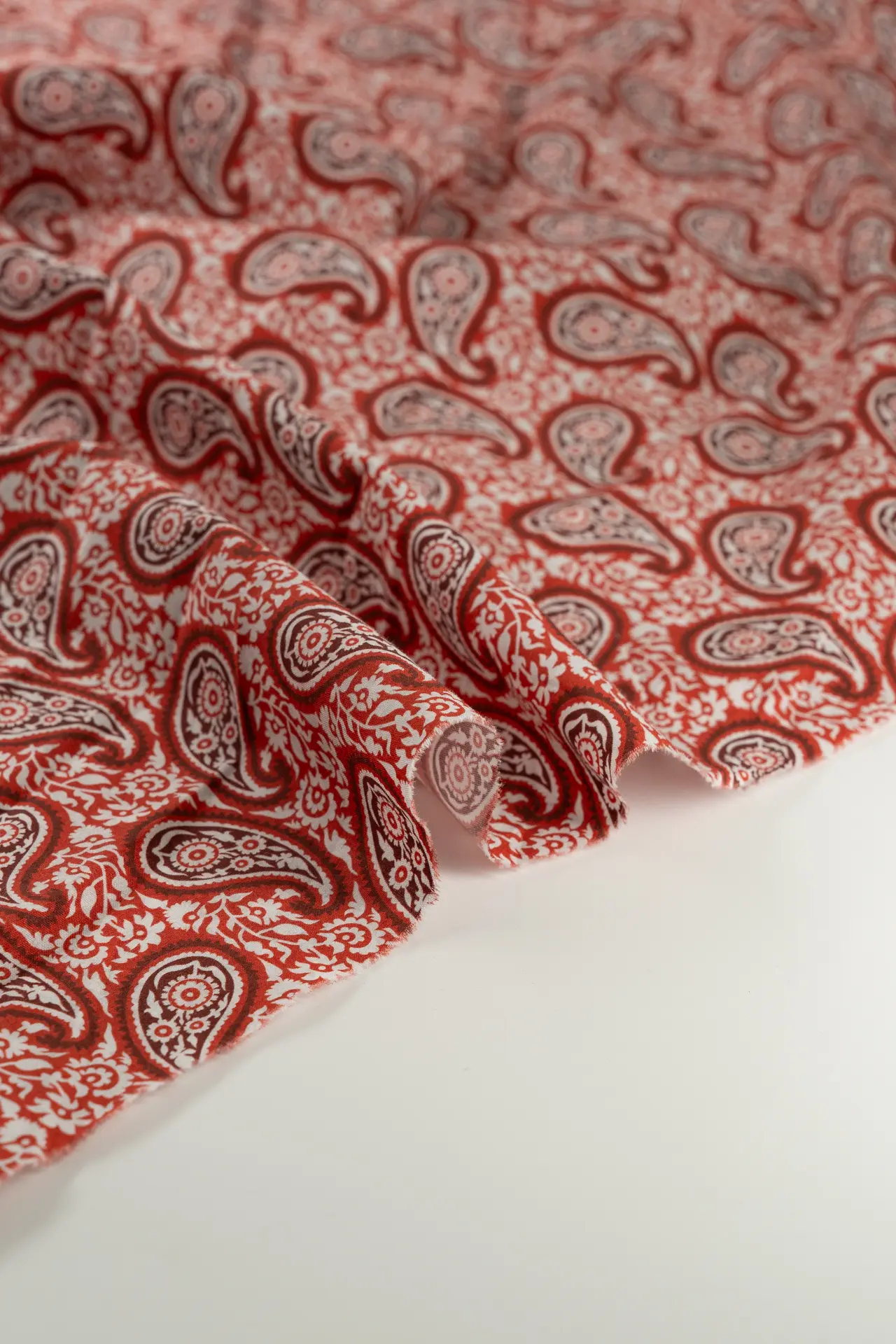 Popelín estampado rojo - Image 3