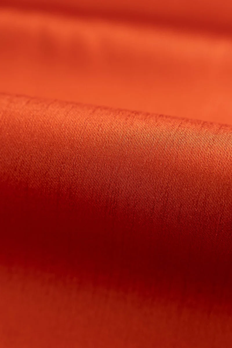 Raso mikado lineas rojo chili - Image 3