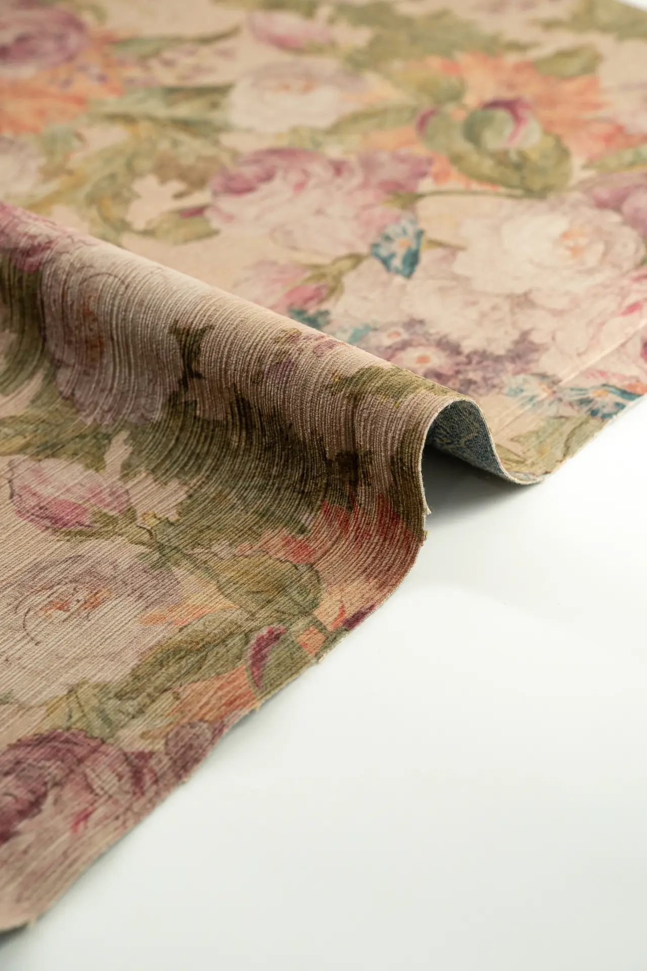 Sanding peach centaurea castle wall - Image 4