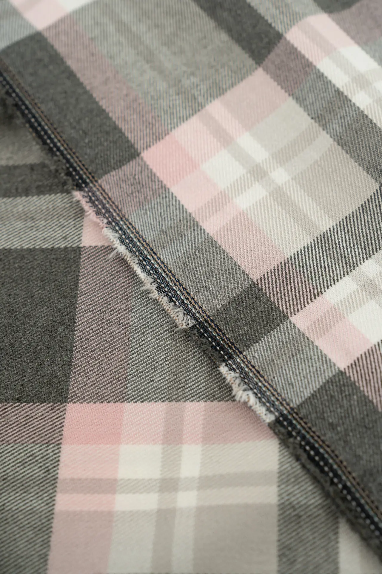 Sarga cuadros gris - Image 3