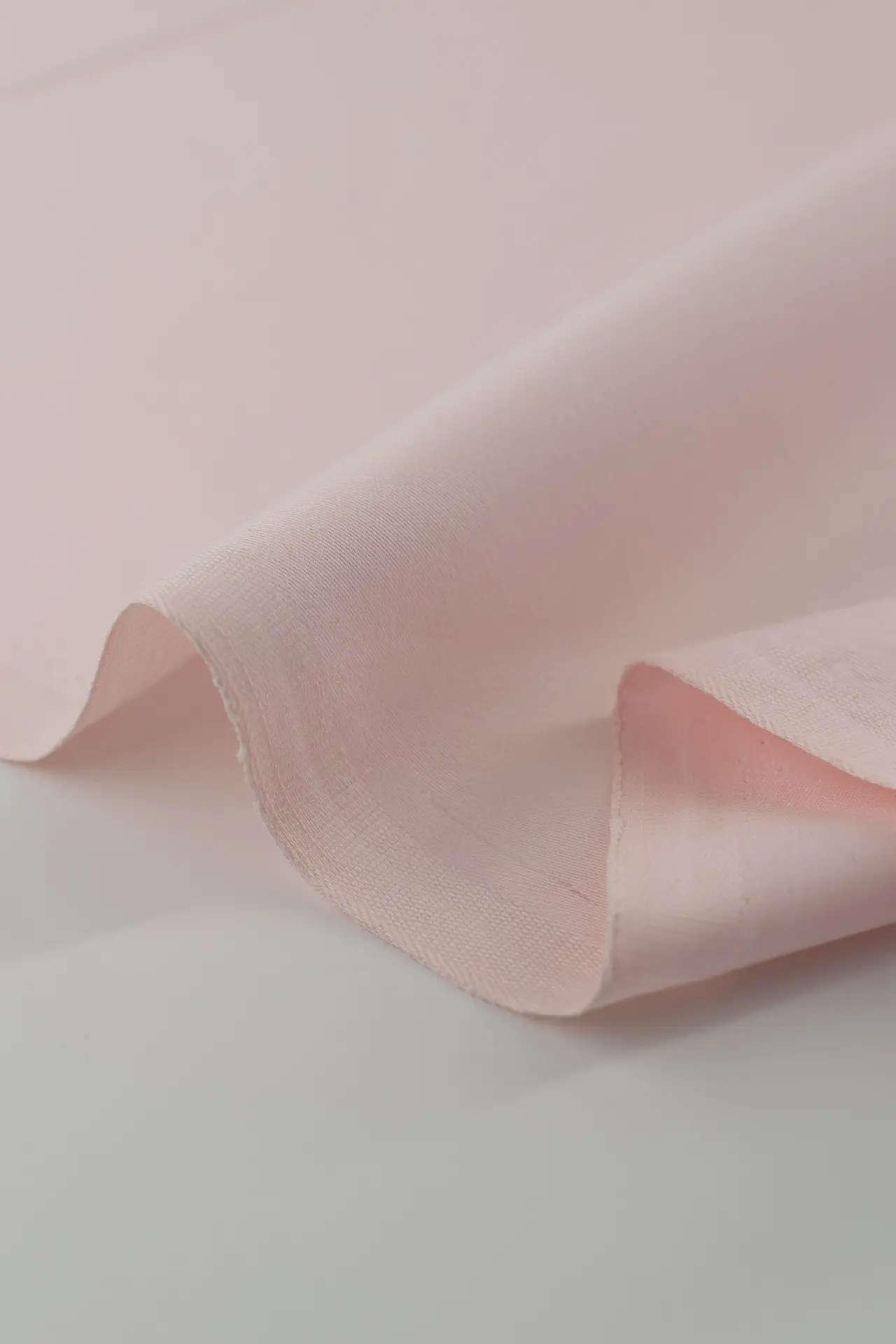 Sarga rose water - Image 3
