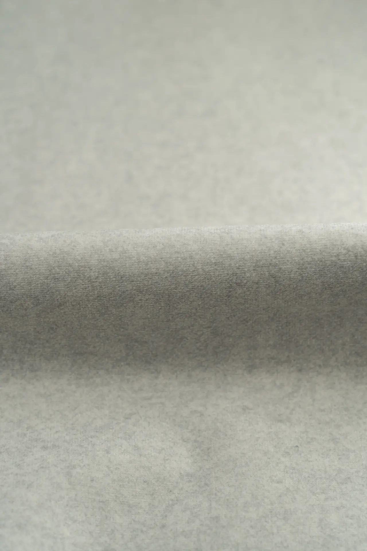 Tapicería gris - Image 2