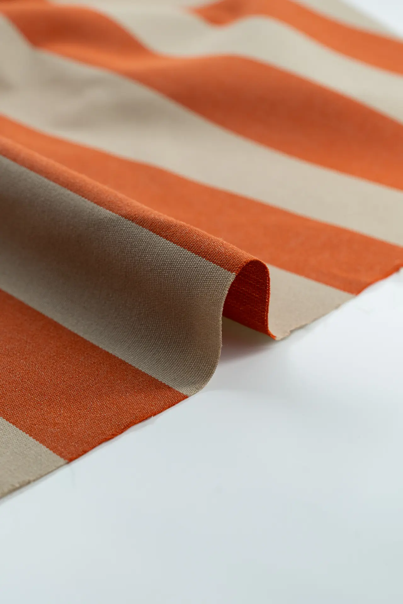 Lona acrílica rayas naranja y blanco 320 cm - Image 3
