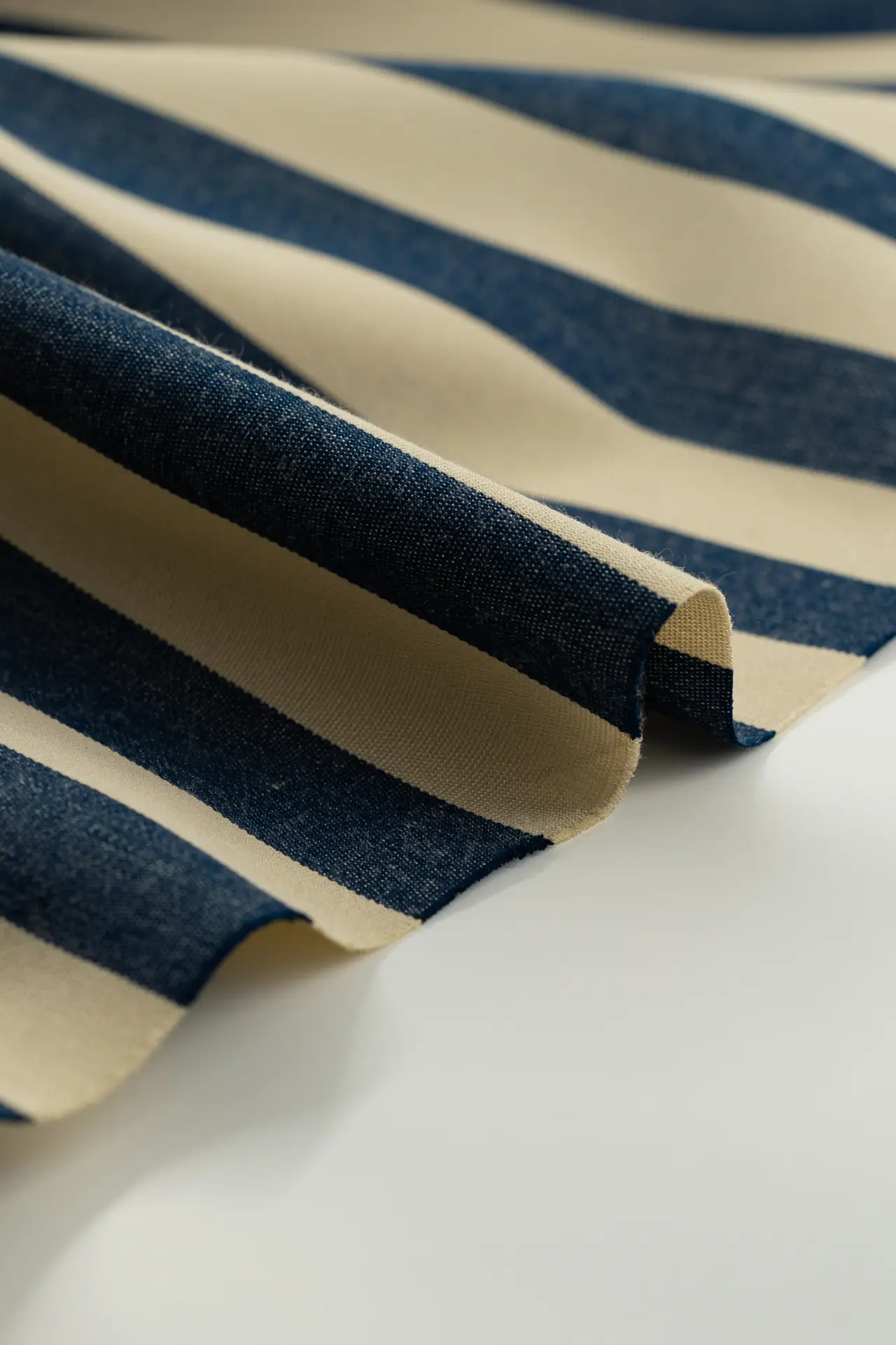 Lona acrílica rayas azul y beige 320 cm - Image 3