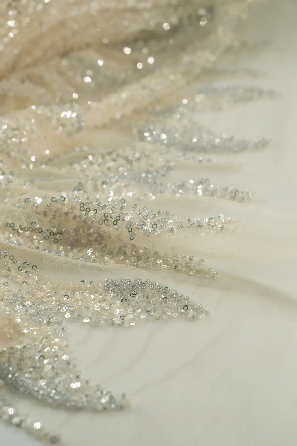 Tul mera bright white - Image 3