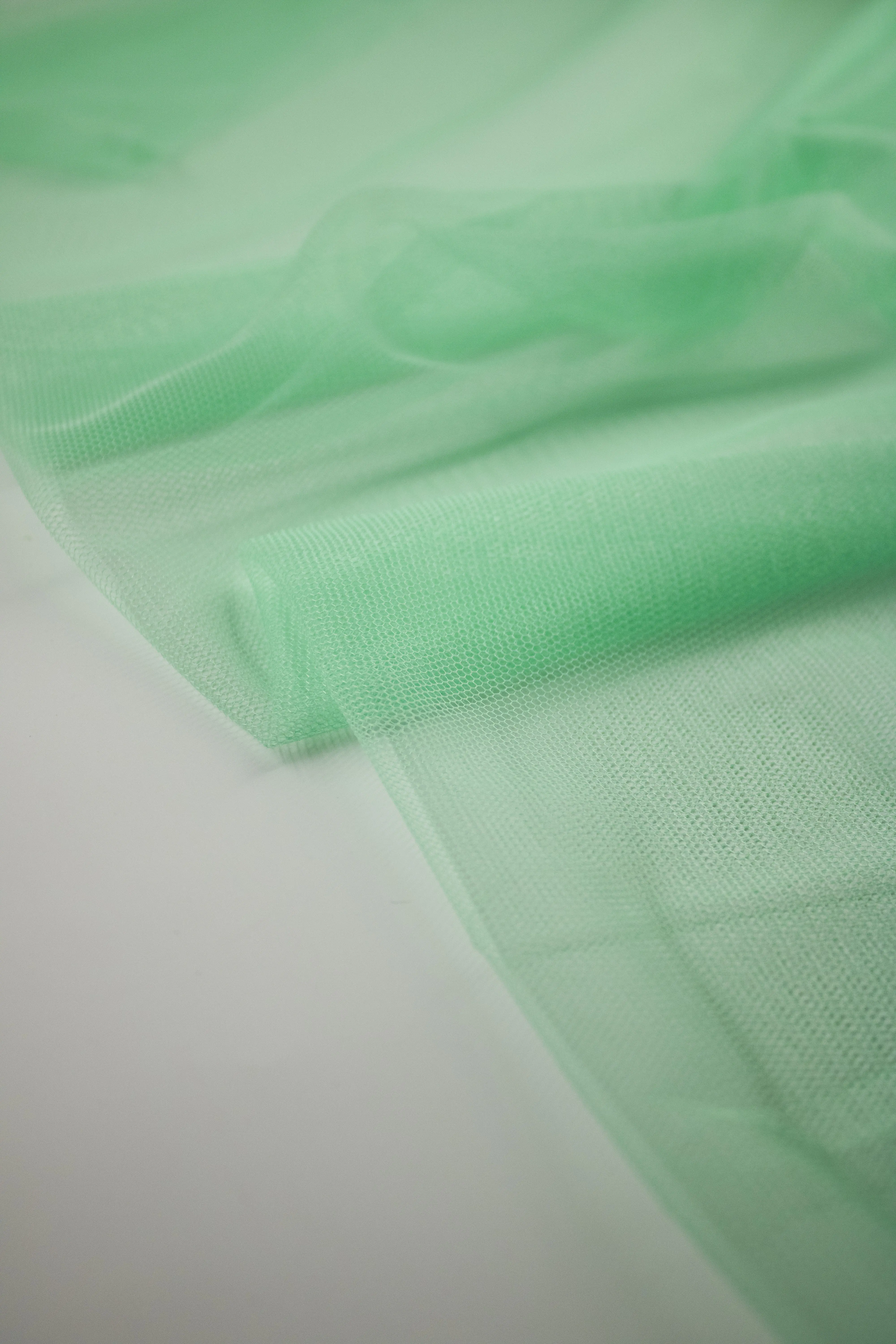 Tul verde claro - Image 3