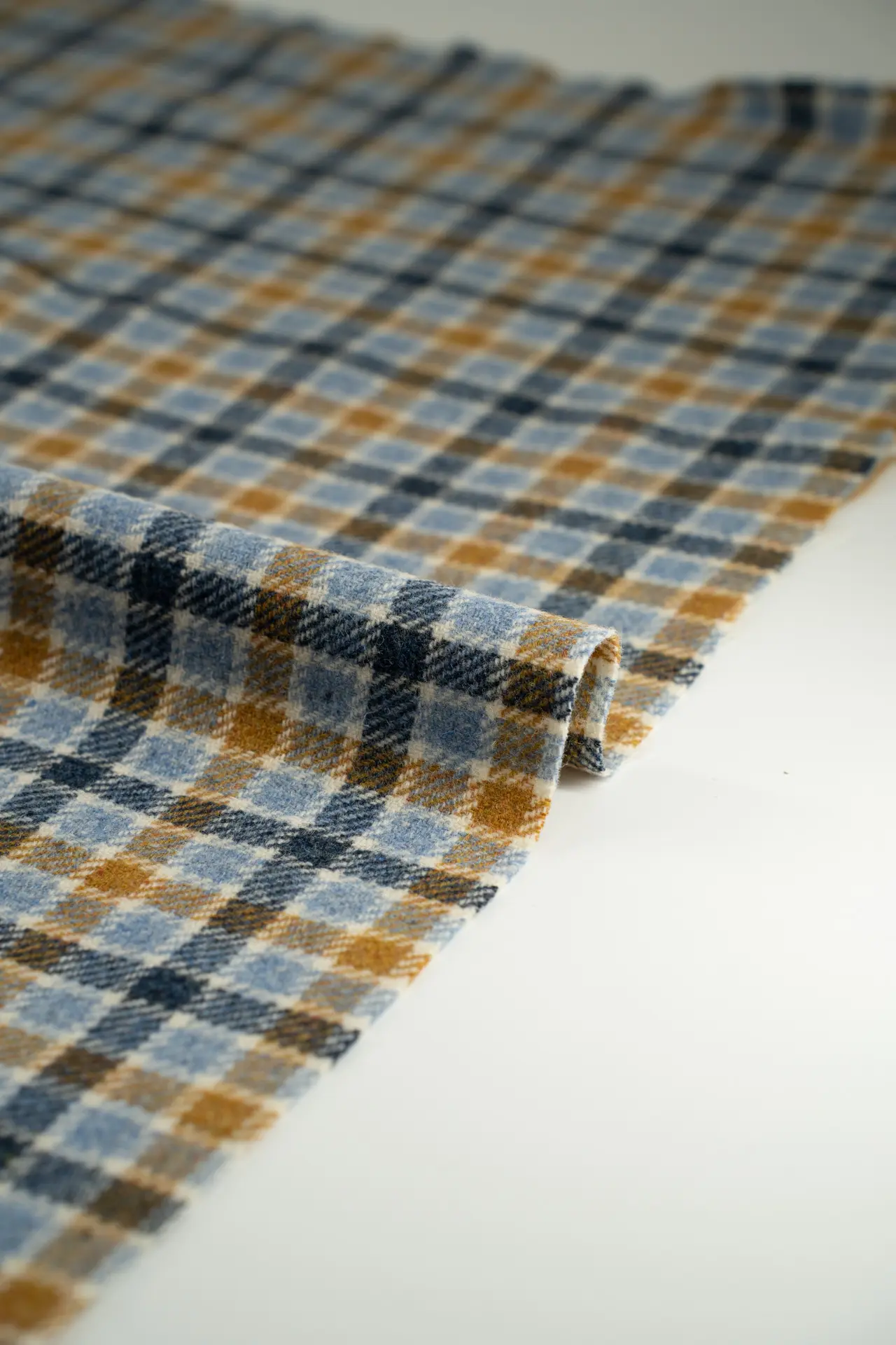 Tweed cuadros blue fog - Image 3