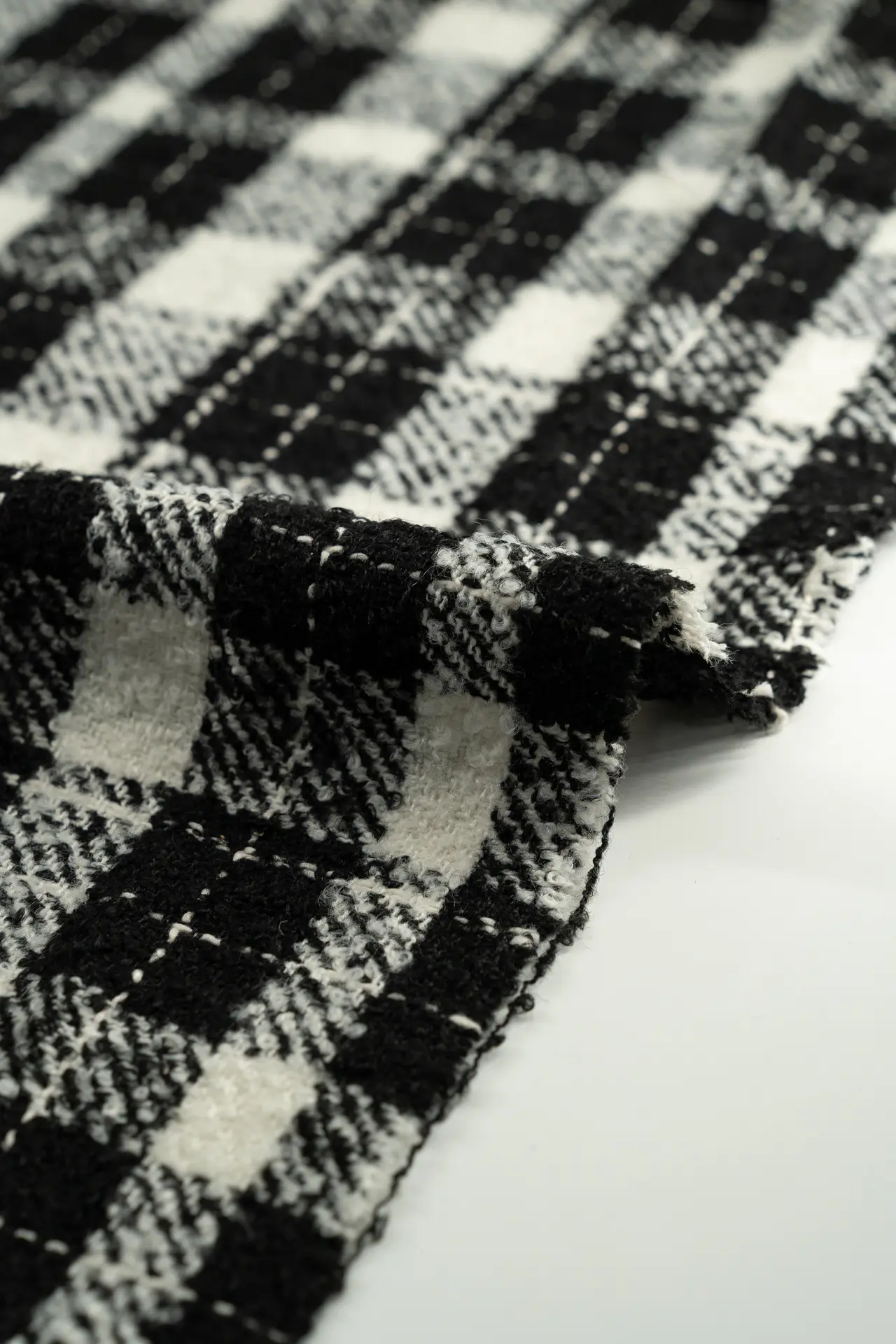 Tweed cuadros caviar - Image 4