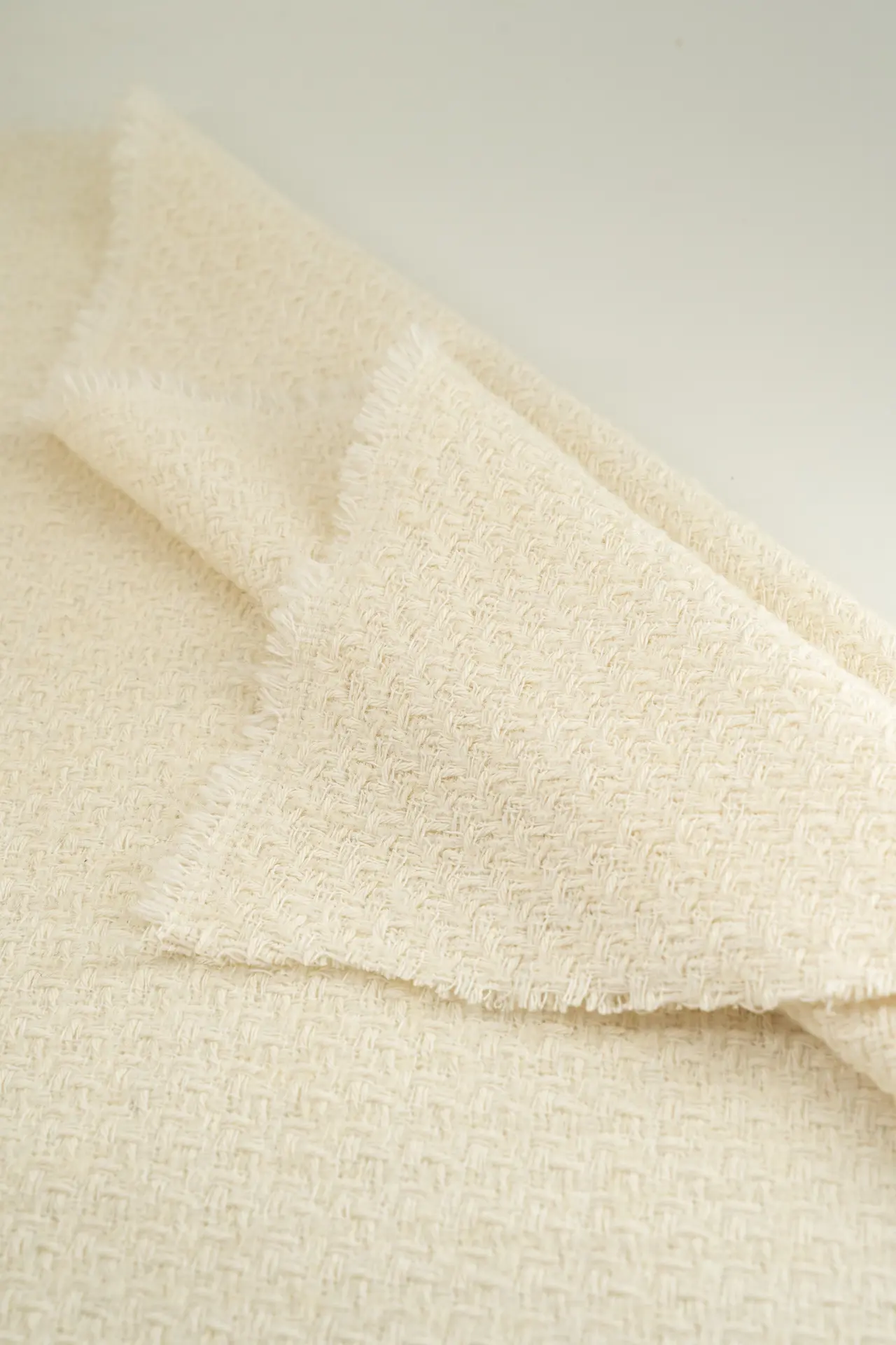 Tweed Marshmallow - Image 3