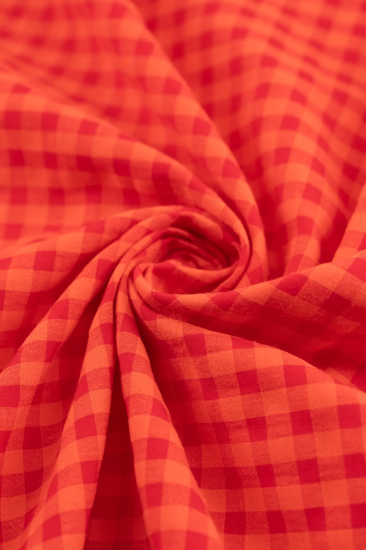 Vichy Batista algodón rose red - Image 4