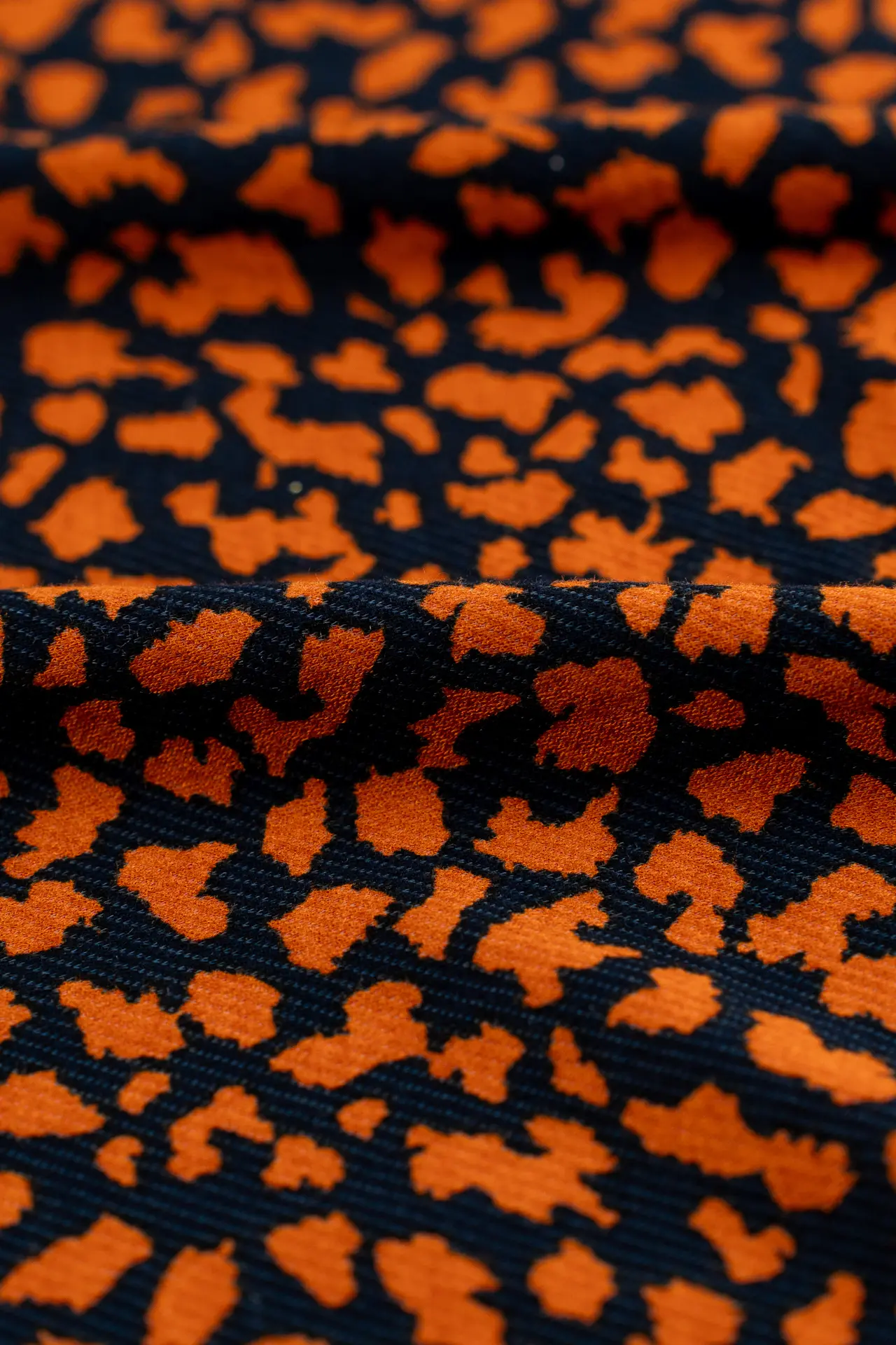 Viscosa leopardo naranja - Image 2