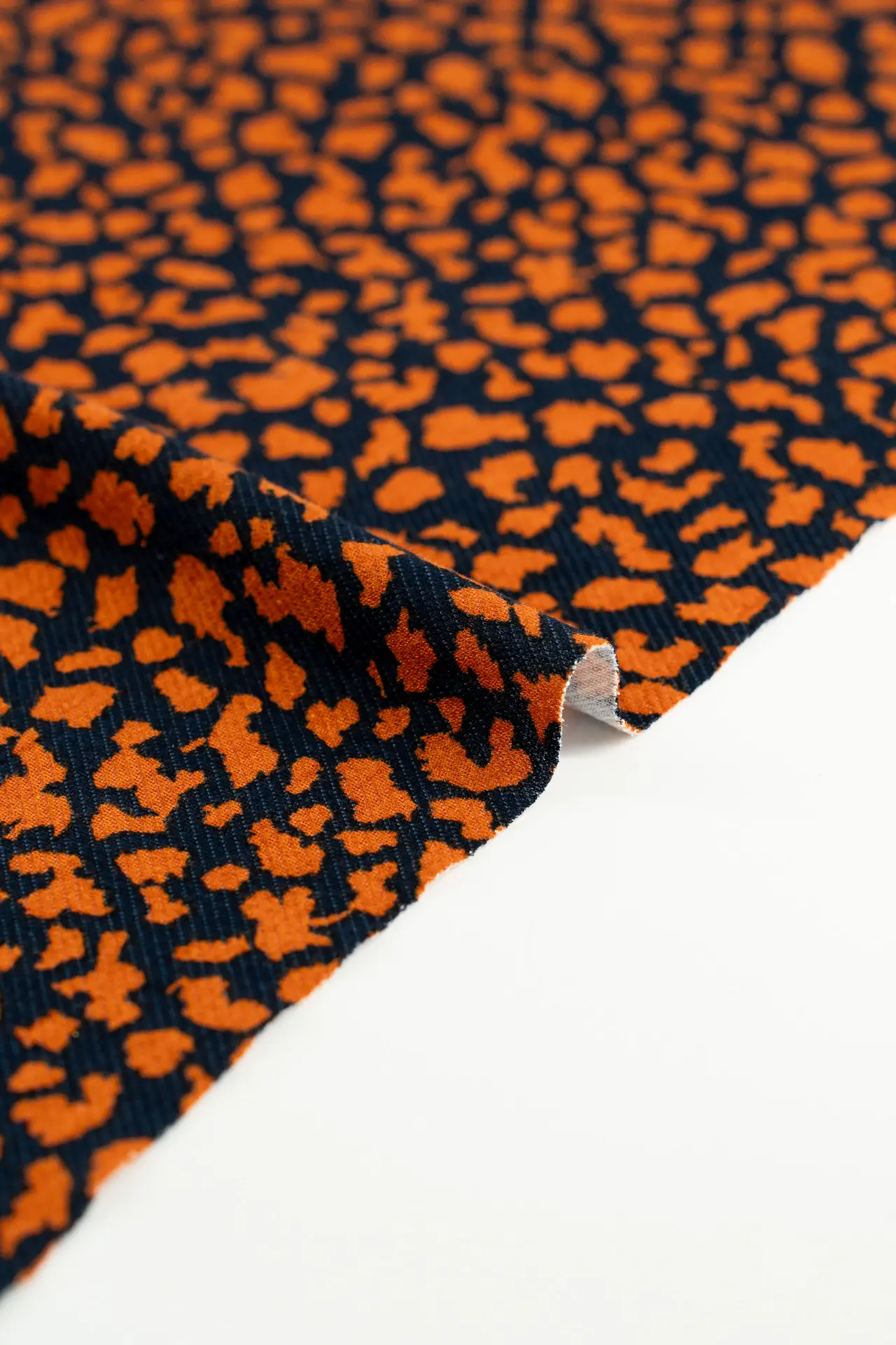 Viscosa leopardo naranja - Image 4