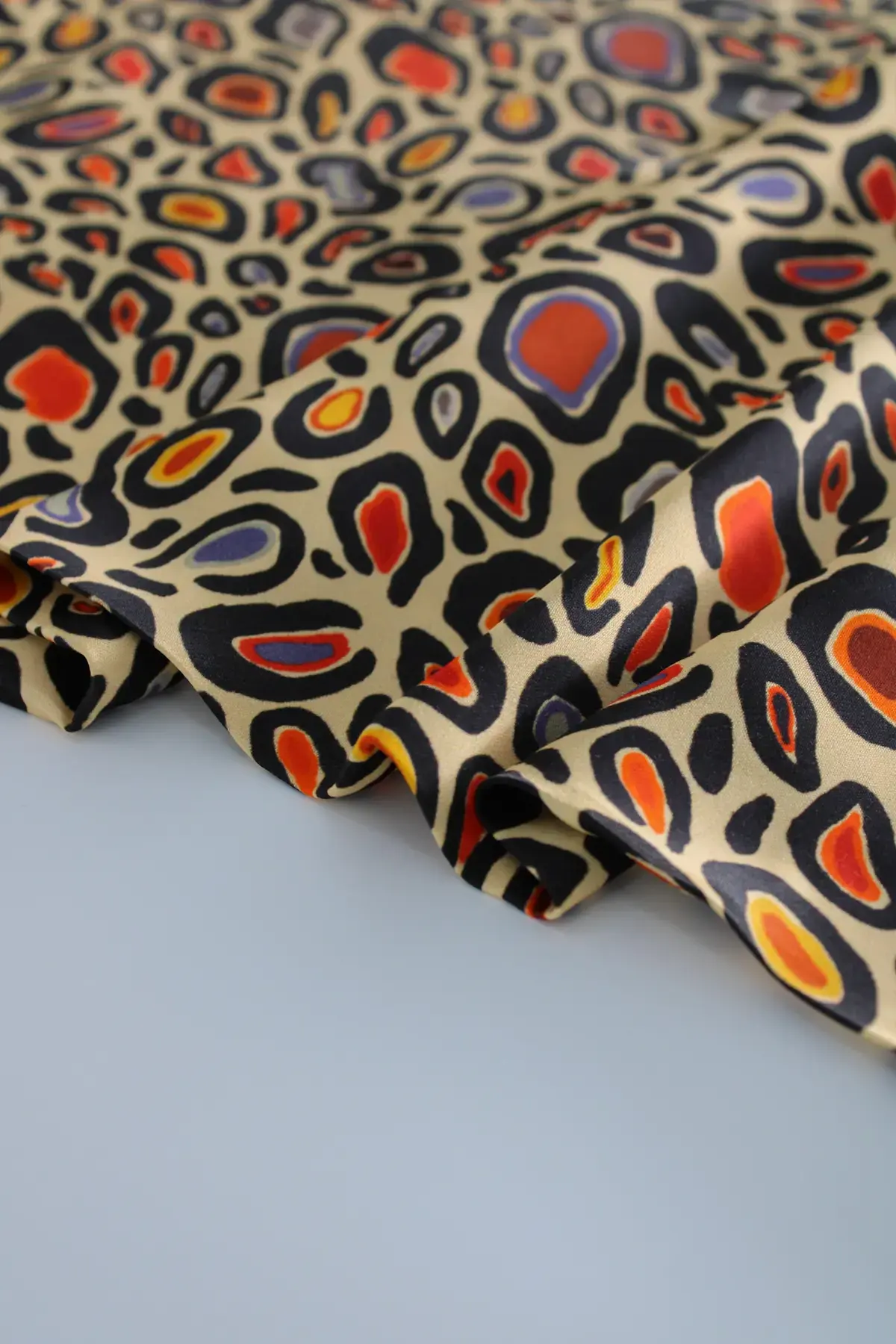 Viscosa vermillion orange - Image 3