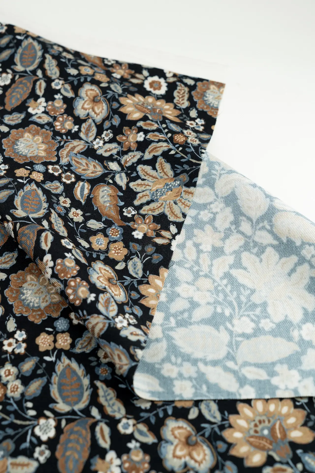 Villela medieval blue - Image 4